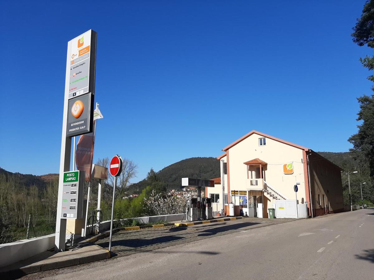 Hospedaria Lampiao Penacova Buitenkant foto