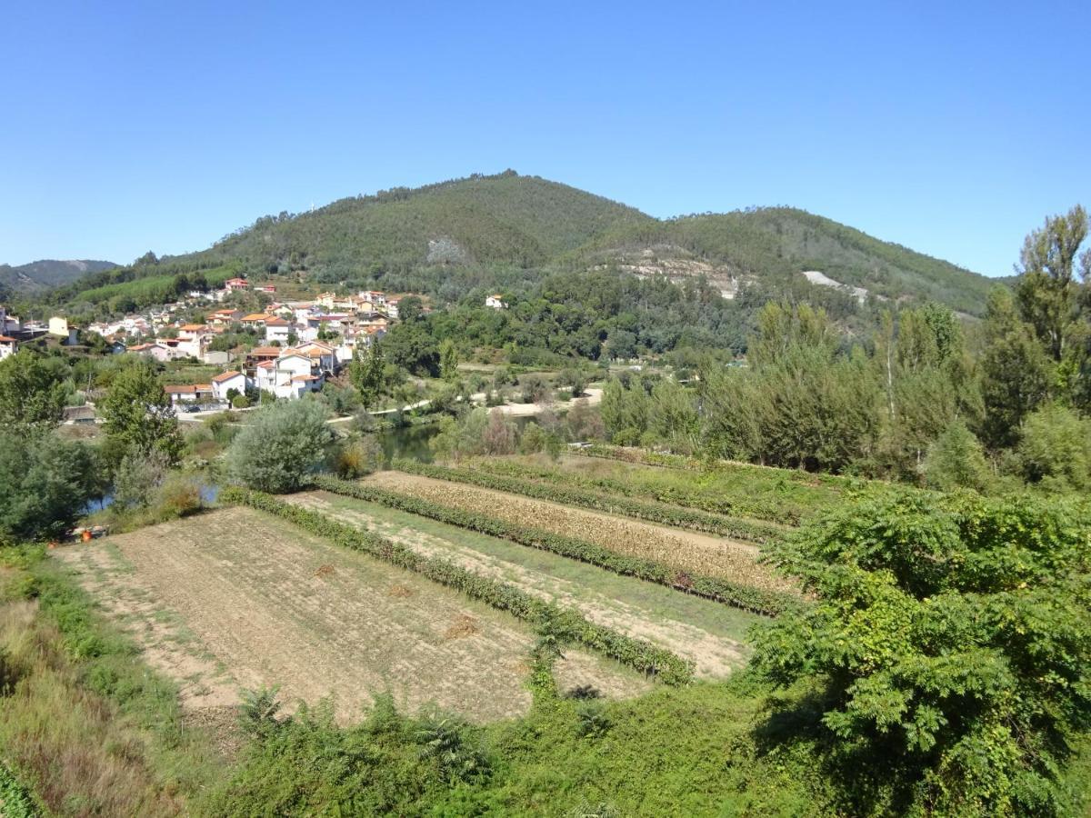 Hospedaria Lampiao Penacova Buitenkant foto